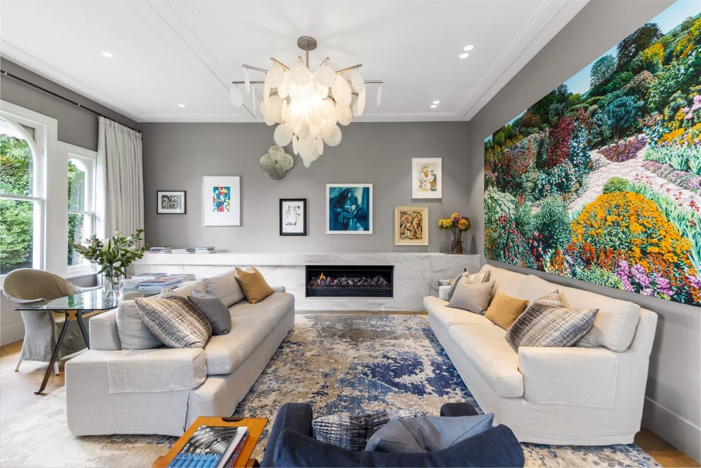 Residential lounge lights installation